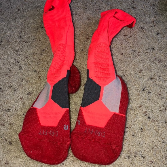 black and red nike elite socks